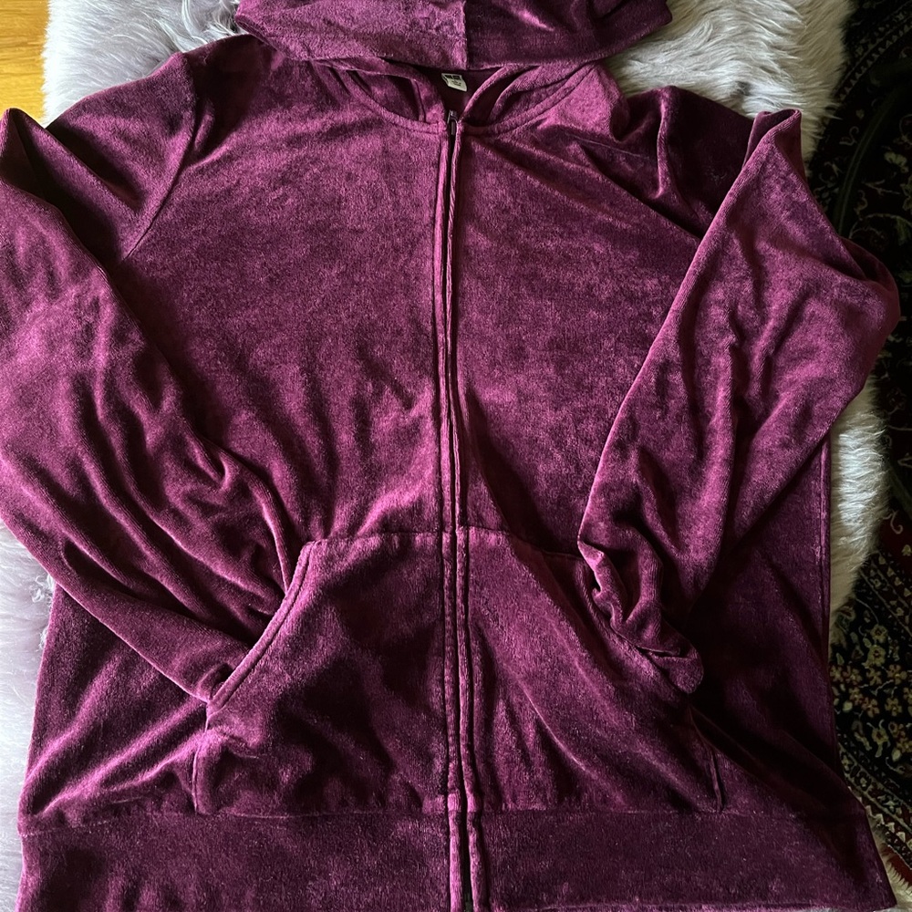 Uniqlo Smooth Long-Sleeve Hoodie